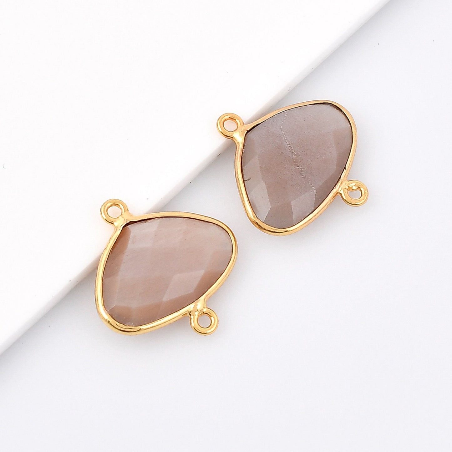 Peach Moonstone 10x15m Bezel dual connector,Moonstone kidney Shape Gold Plated bezel,Moonstone Bezel,Vermeil Bezel,jewelry Gold-Filled bezel