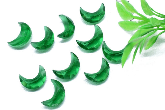 Natural Green Onyx Hand Carved Moon Shape Briolettes,15mm Moon Shape Briolette,Carved Moon Shape Gemstone For Jewellery,Moon Shape Briolette