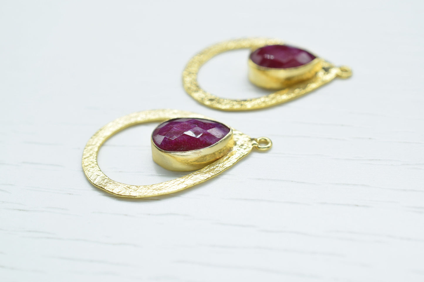 Ruby Gemstone Pendant/Pear Shape Pendant/Bezel Pendant/Jewelry making Stone/Gold Plated Jewelry/Ruby Connector Jewelry/Handmade/Gift