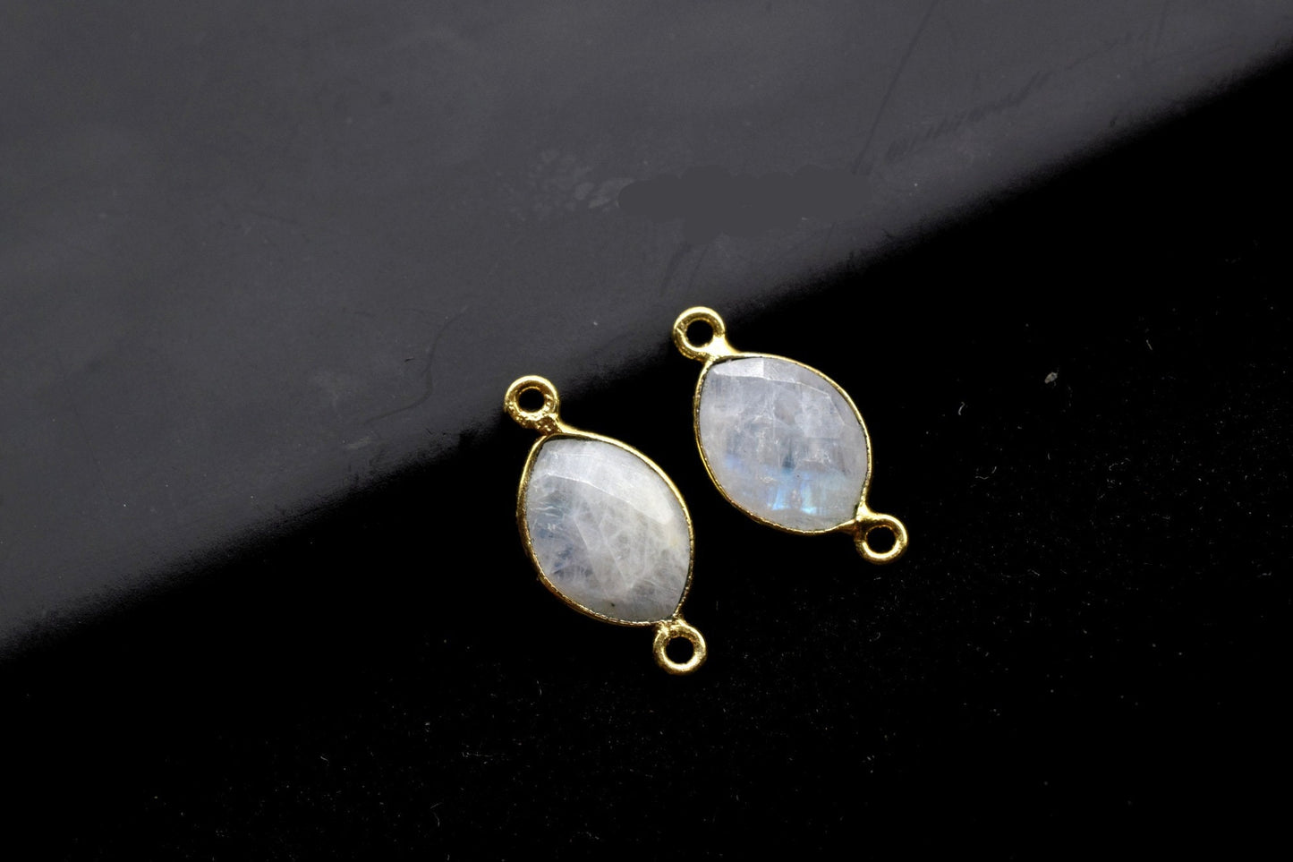 Moonstone 10x13mm Eye shape double loop connectors,Moonstone Pendants,White Rainbow bezel links,Gemstone fancy shape Charms,Minimal Stones