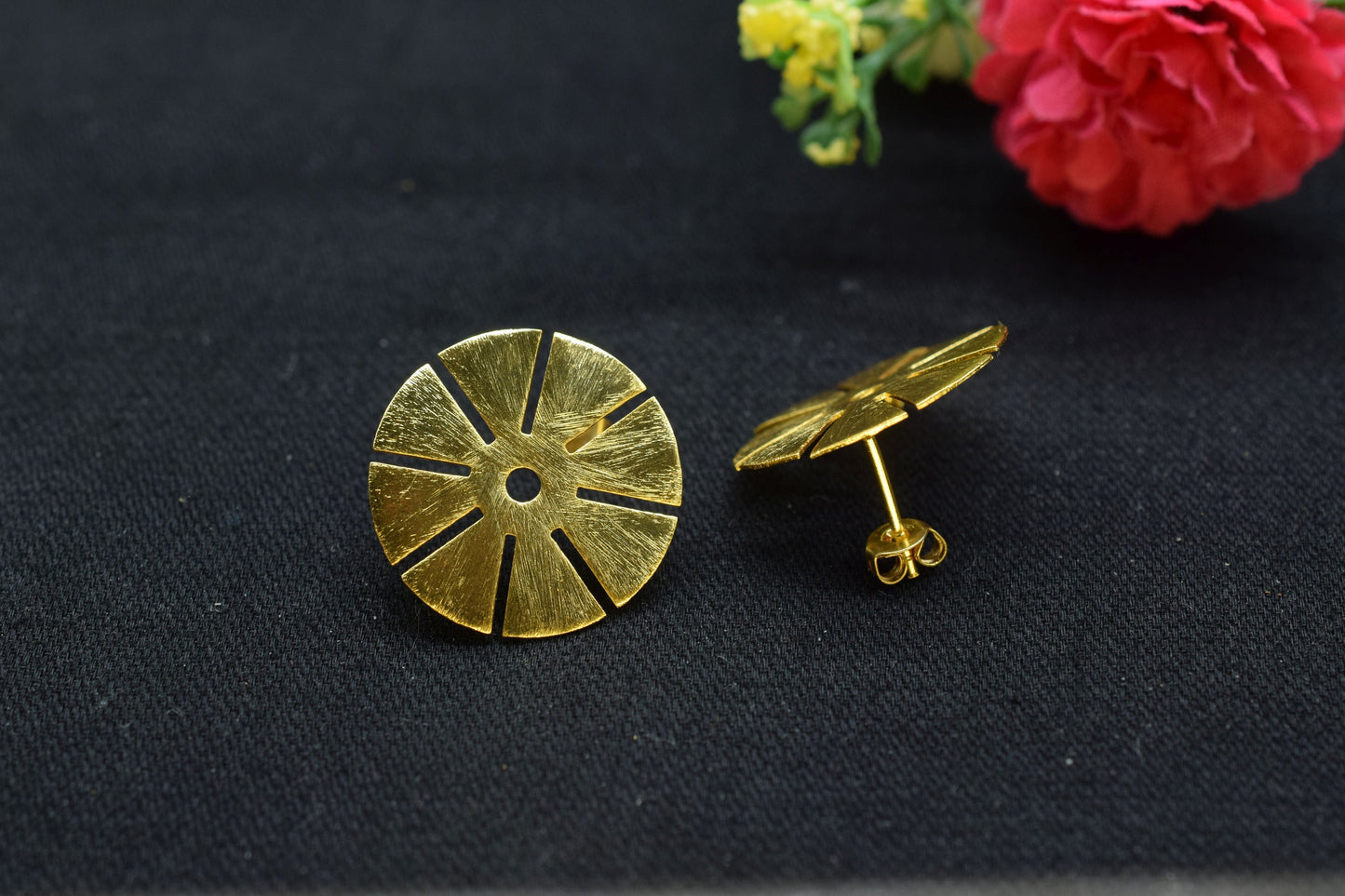 Gold plated brass earring post Studs,Coin shape earring connectors,Brass Earring charms,Earring findings jewelry,Round Earring connectors,