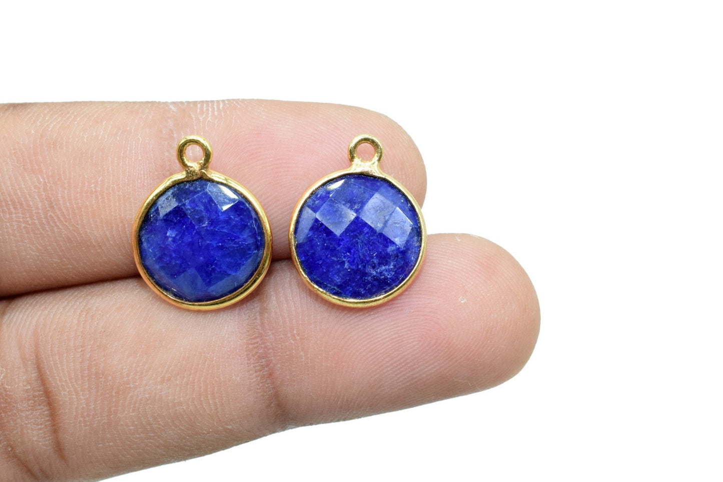 Genuine Blue Sapphire 12mm charm,Sapphire Pendant,Sapphire Round Gold Plated bezel,Vermeil Bezeljewelry making charmSapphire Brass connector