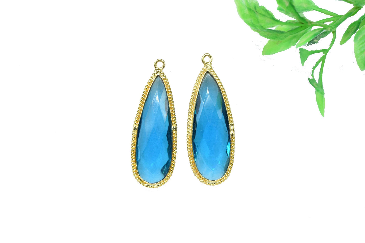 Neon Apatite Gemstone 10x30mm Pear Shape Bezel charm,Apatite Gemstone Faceted Teardrop Bezels,Neon Apatite Gold Plating Single Bial Pendant