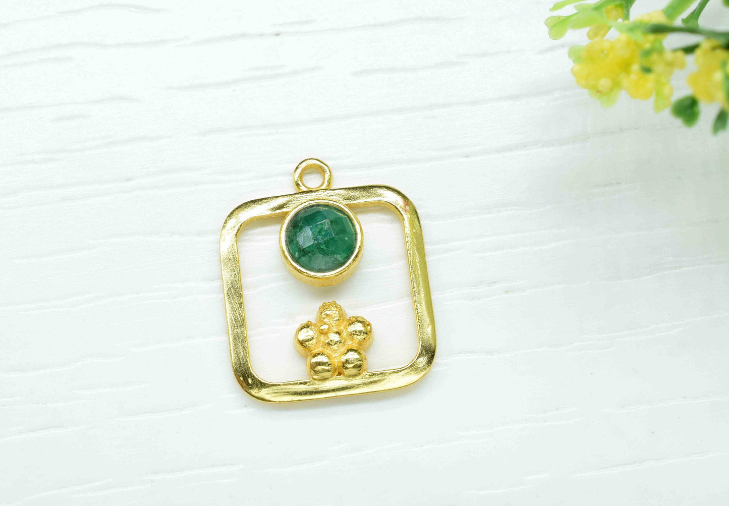 Emerald Gemstone Component , Emerald  Connector Pendant , Gold Plated Connectors , Pendant Jewelry , Earring Component , Women Jewelry