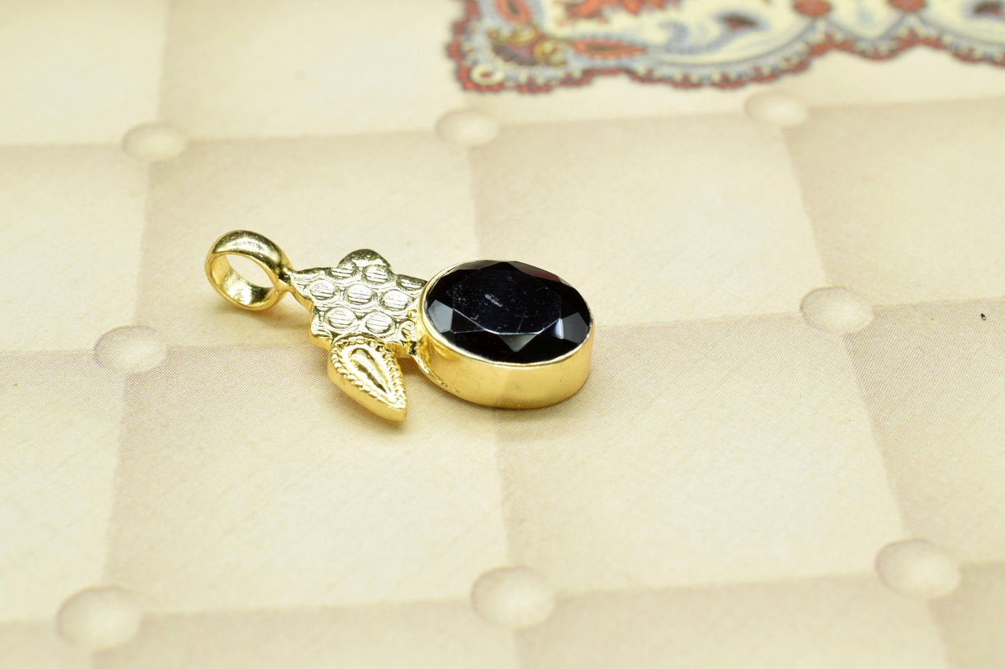 Black Onyx Designer Pendant,Loop Pendant,Leaf Pendant Charms,Vermeil Pendant Jewelry,Gemstone Pendant,Handmade Carft,Statement Pendant,Gift