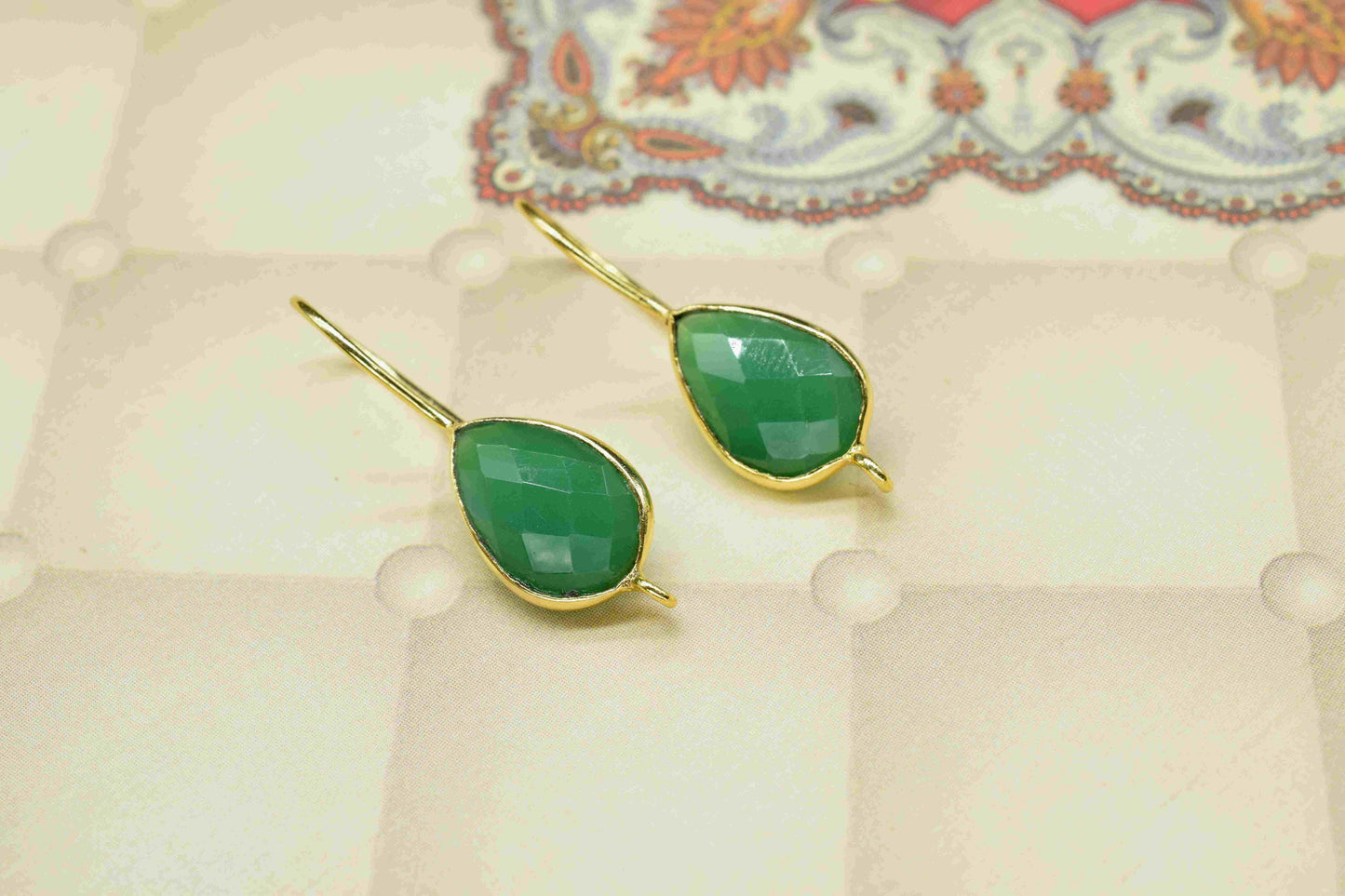Green Onyx 9x13mm Teardrop Earring Connector,Green Jewelry,bezel frame Connector,Earring Studs Connector,Jewelry Making,Green Onyx Component