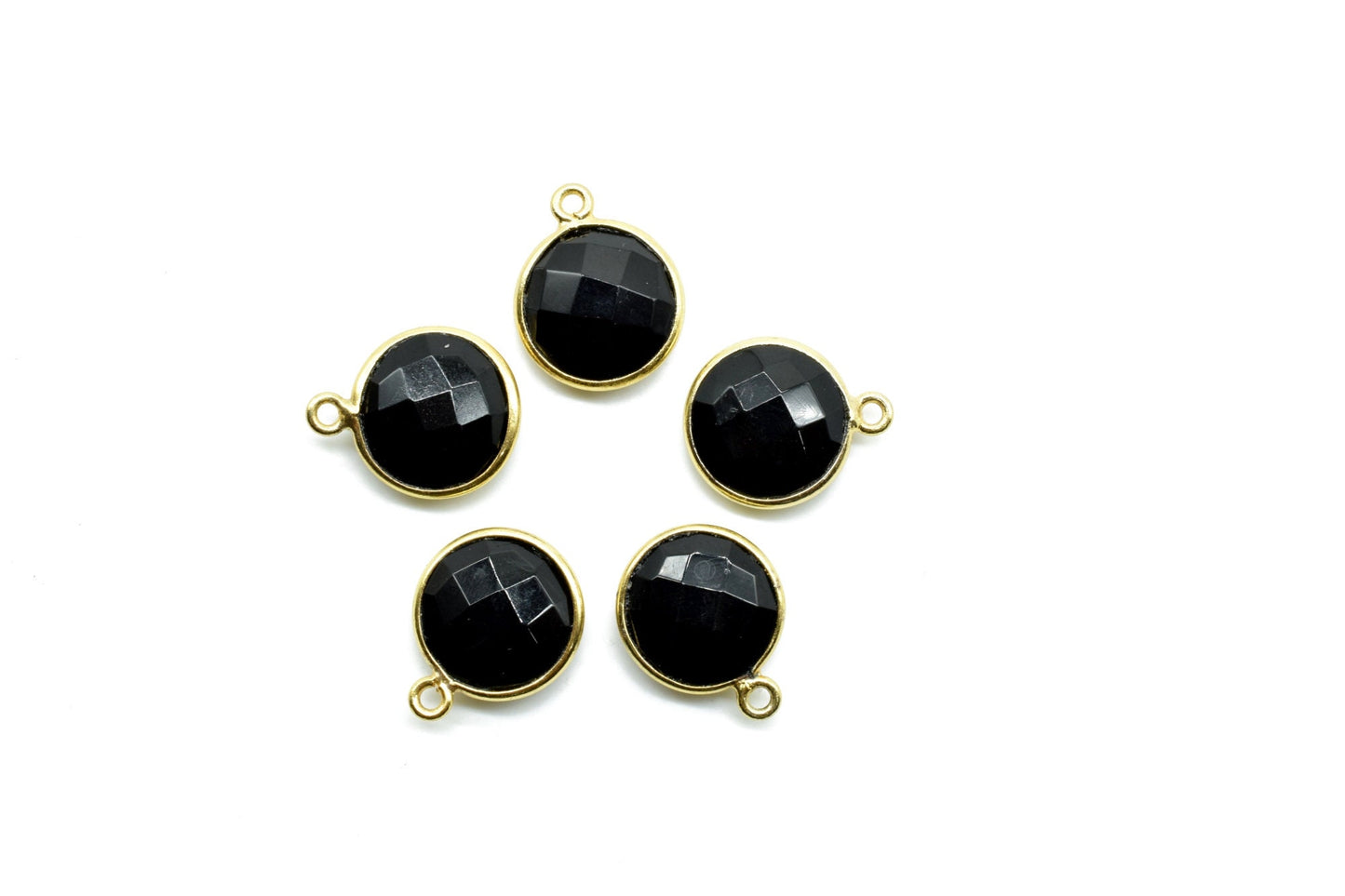 Black onyx 12mm charm,Black onyx Pendant,Black onyx Round Gold Plated bezel,black onyx Vermeil Bezel,jewelry making charm,Brass connectors