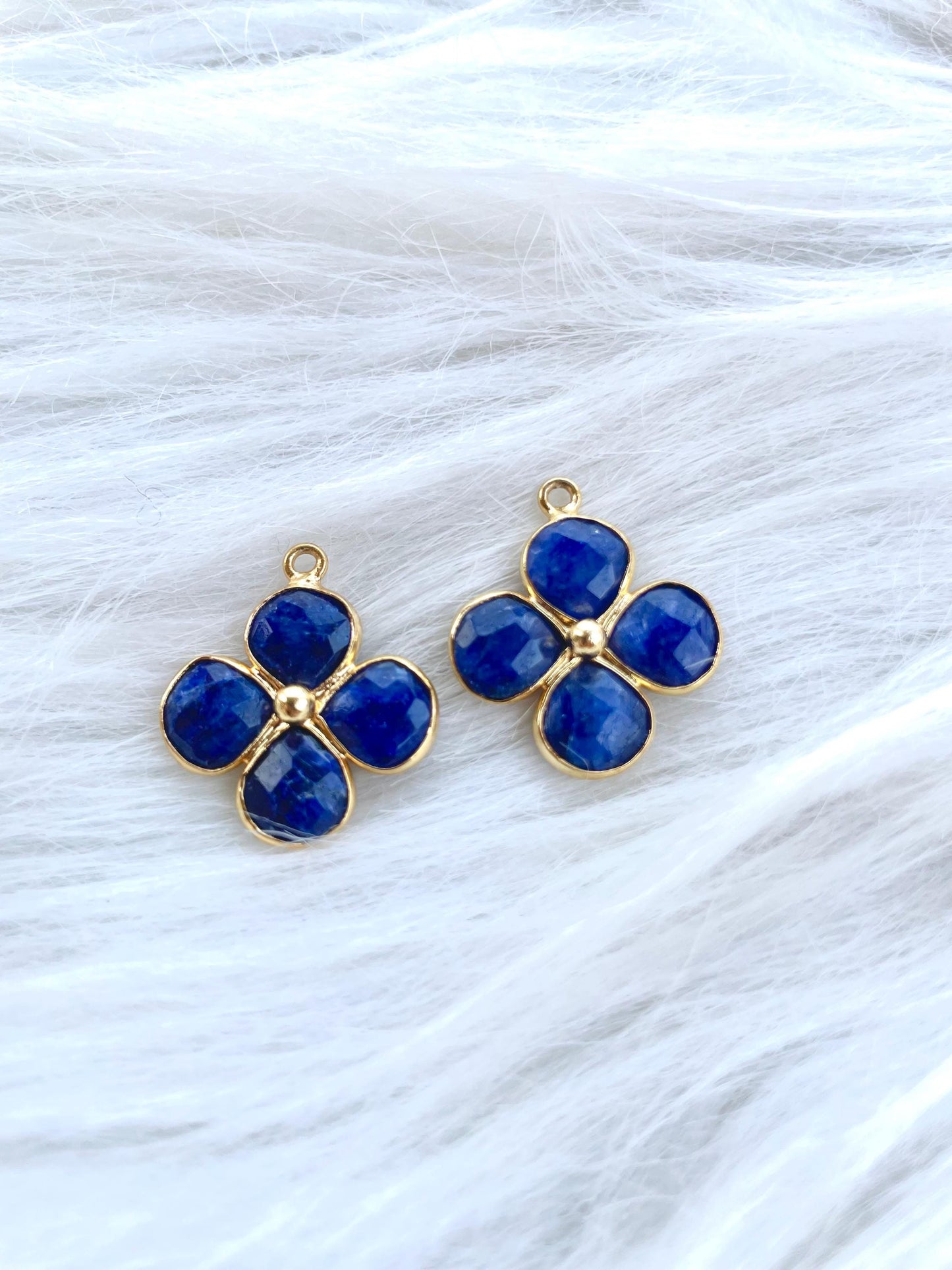 Blue Sapphire Heart Shape Pendant,jewelry Component,Sapphire Pendant,Blue Sapphire Bezel Charm,Jewelry Making Supply,Jeweelry,Gift,P123