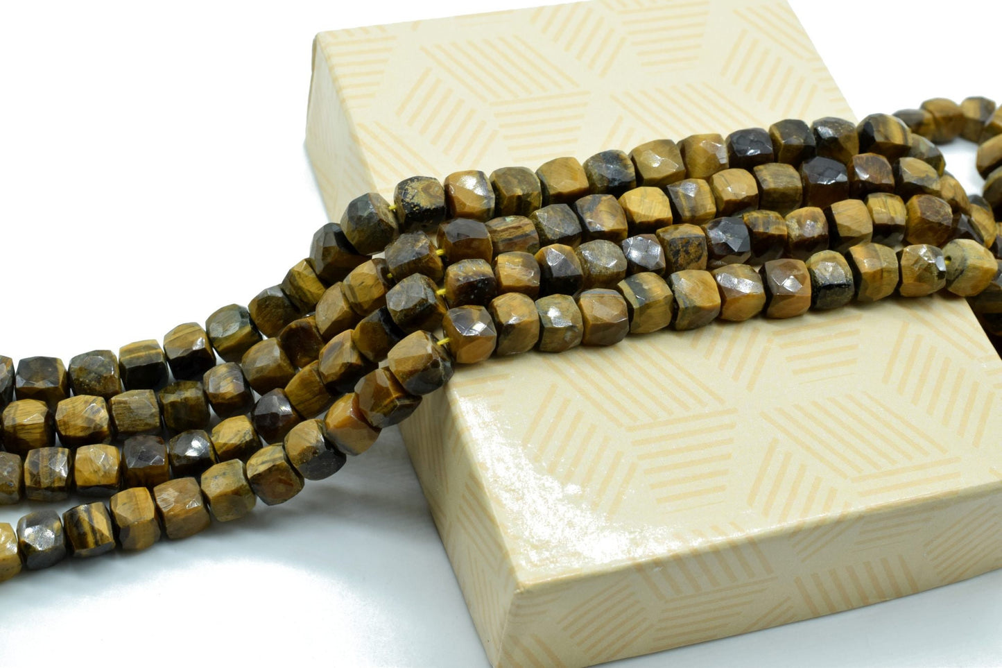 Tiger Eye 7mm faceted Cube Beads,Tiger Eye Box Bead,Tiger Eye briolette,Tiger Eye 3D Cube Box 8" strand,Tiger eye jewelry,jewels making bead