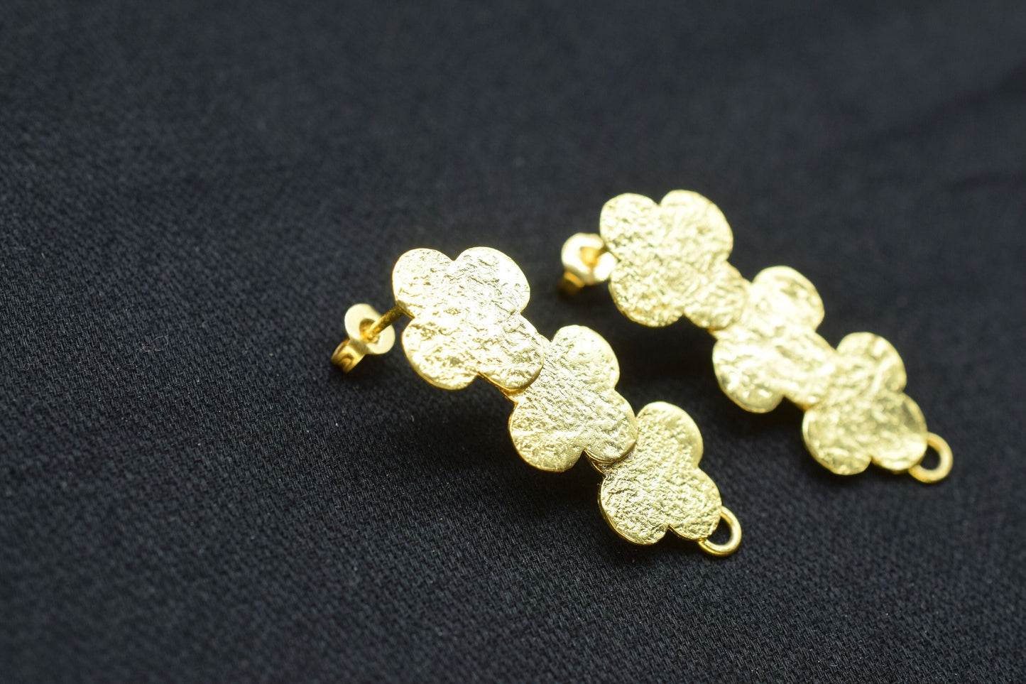 Brass Earring Connector,Clover Shape Earring charms,Gold Plated Brass Jewellery,Earring Post connector,Brass Earring parts,Earring connector