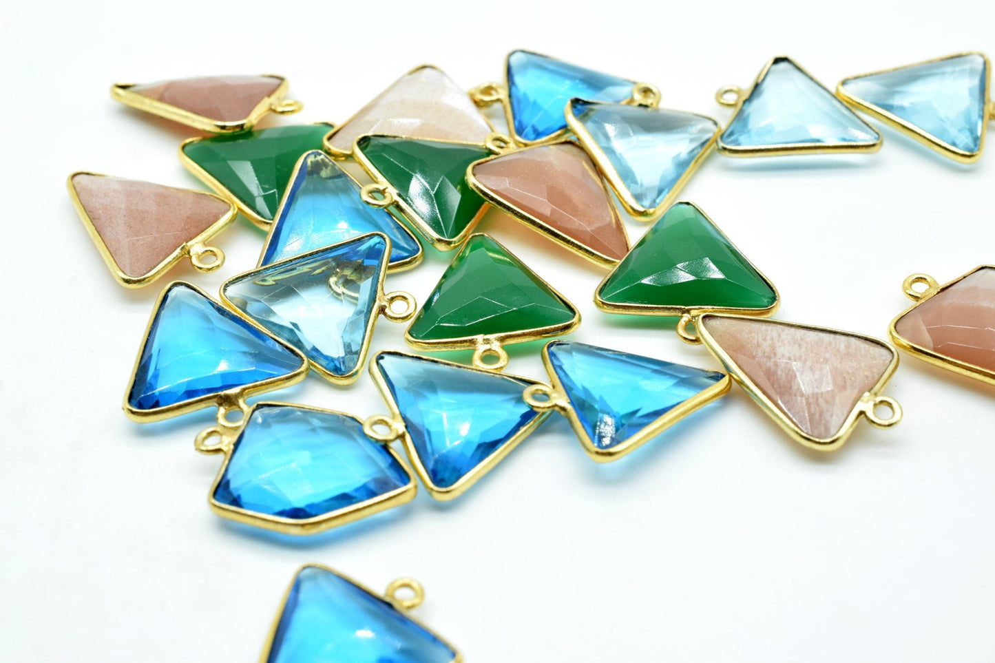 London Blue Topaz 15x18mm Trillion shape charm,Brass Gold Plated bezel,Blue Topaz Faceted Briolette Connector,Topaz Bezel Pendant,Blue Topaz