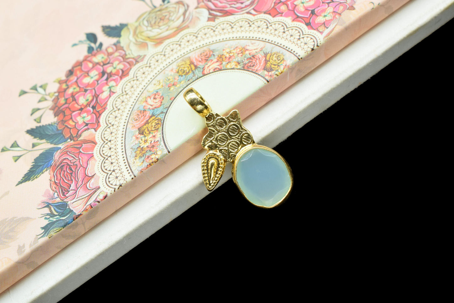 Aqua Chalcedony Designer Pendant,Loop Pendant,Leaf Pendant Charms,Vermeil Pendant Jewelry,Gemstone Pendant,Handmade Carft,small pendant,Gift