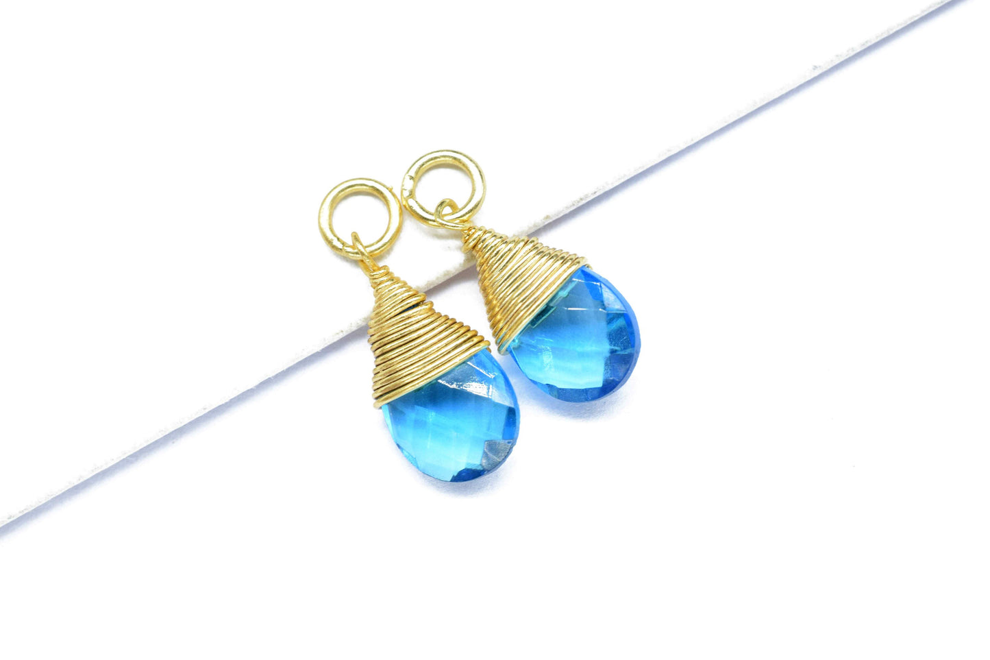 Blue Topaz Teardrop Faceted Connector,Loop Connector,Pendant Jewelry,Gemstone Wire Wrapped Pendant,Wire Wrapped Necklace,Blue Topaz Jewelry,