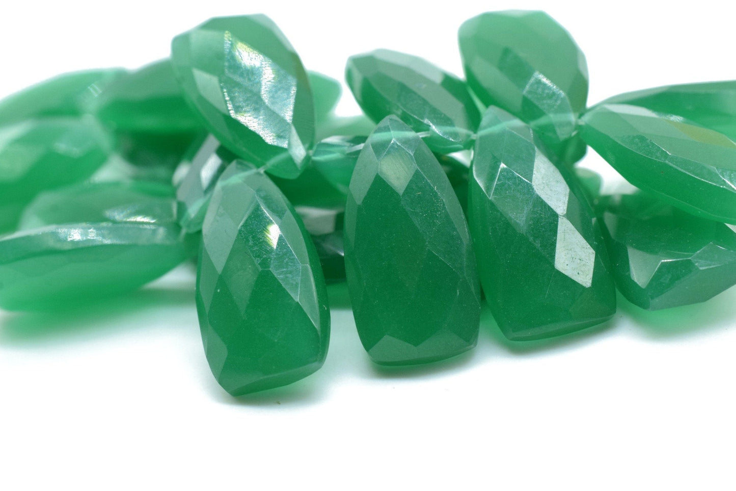 Green Onyx Triangle Shape Faceted beads,10x18mm Triangle Shape,Jewelry Making Gemstone Beads,Long Triangle beads,Natural Gemstone Briolette