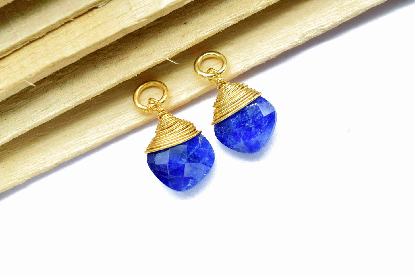 Blue sapphire Wire Wrapped Connector,8mm Square Gemstone Pendants,single loop connectors,Wire Wrapped Necklace Charm,Jewelry Making Supply