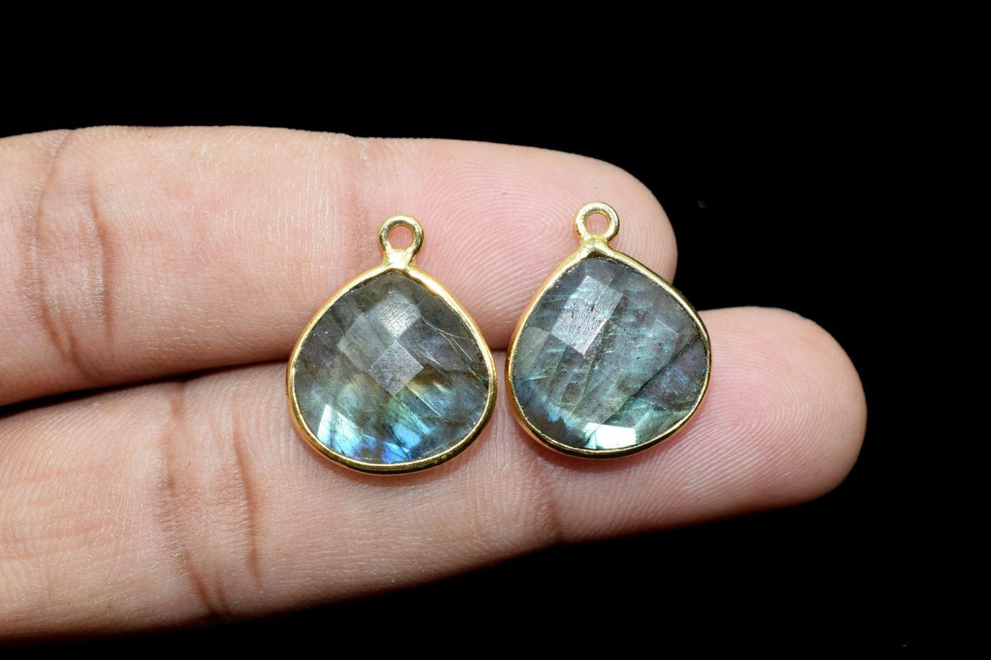 Labradorite 14mm Heart shape Single bail charm,Labradorite Faceted Bezel Link Connector,Sold By Piece,Labradorite Heart Shape bezel Pendant