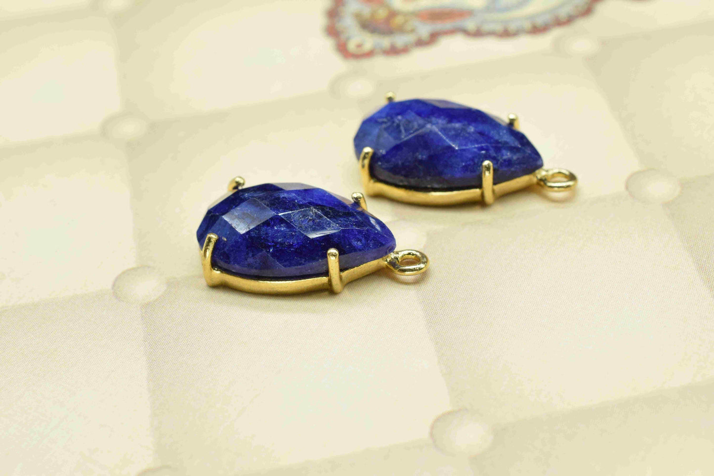 Sapphire Bezel Pendants,Single bail connectors,Prong Set Bezel,Handmade Gemstone Bezel Connector,Blue Sapphire 12X20mm Pear Shape Pendants