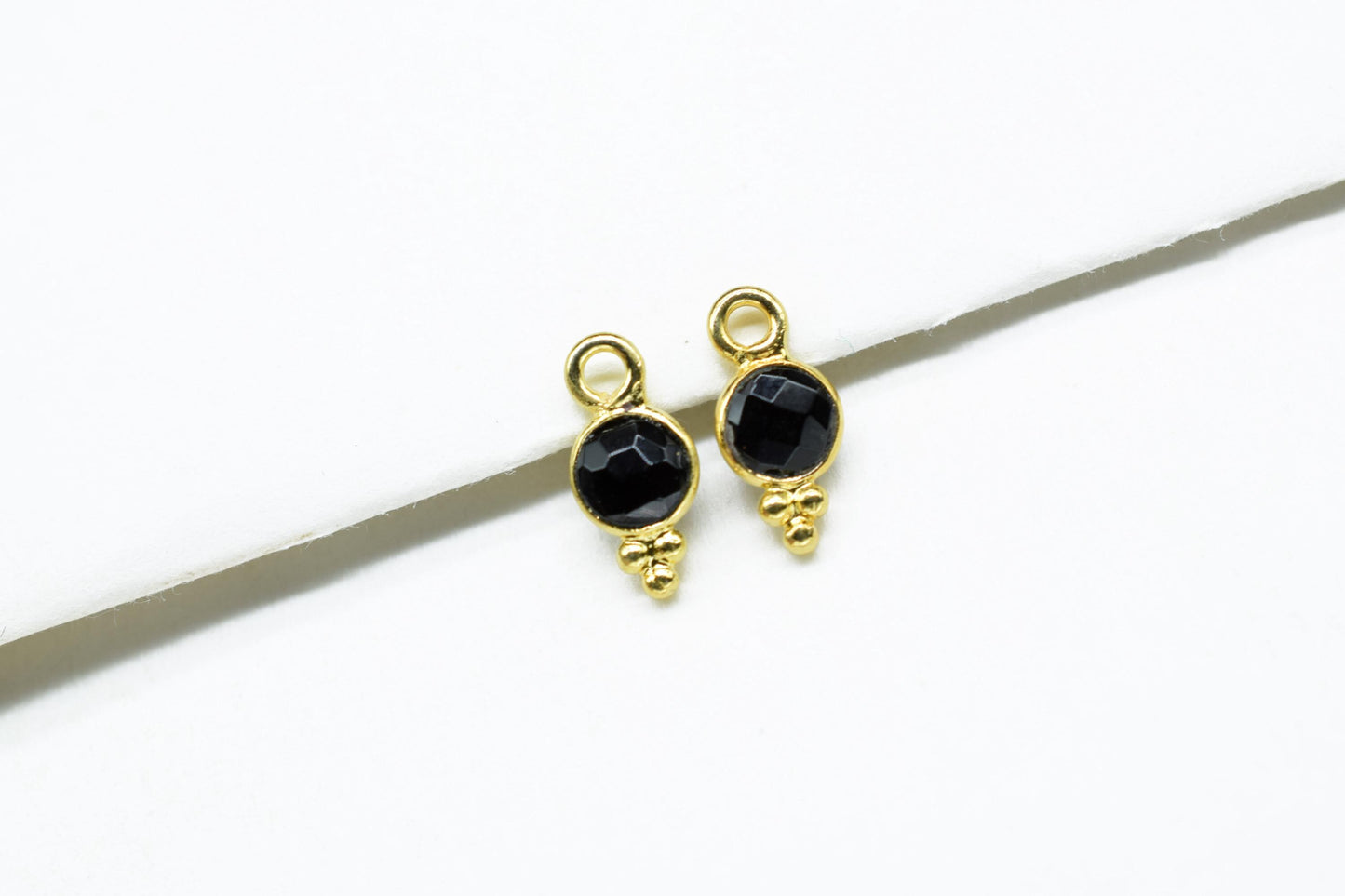 Black Onyx Charms Connector/Handmade Jewelry/Gold Plated Connector/Tiny Pendant/Black Onyx Pendant/Round Shape Connector/Gemstone Charms