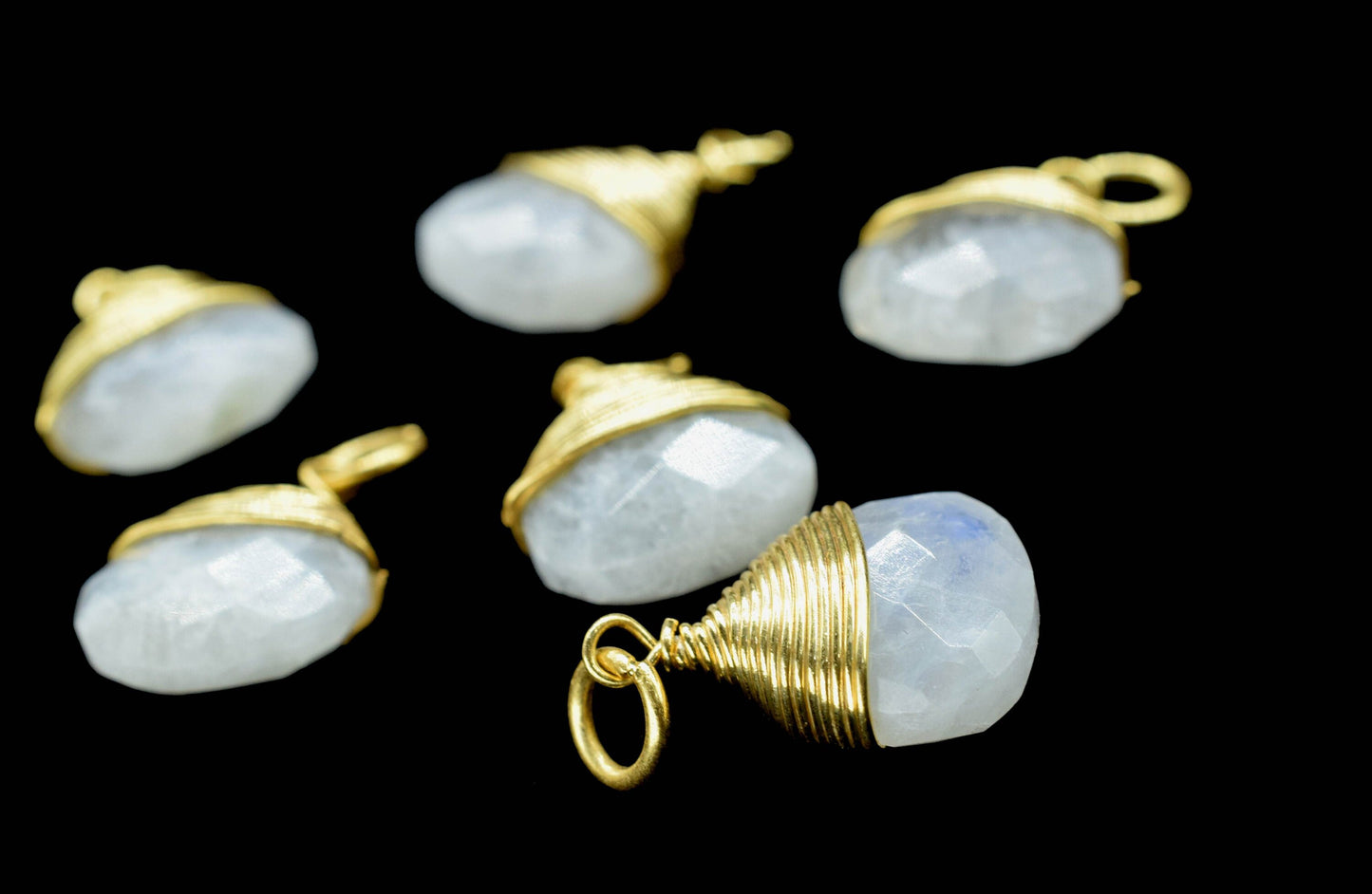 Moonstone Faceted Wire Wrapped Connectors,10mm Heart Gemstone Pendant,loop Connector,Wire Wrapped Necklace,Rainbow Moonstone Jewelry making