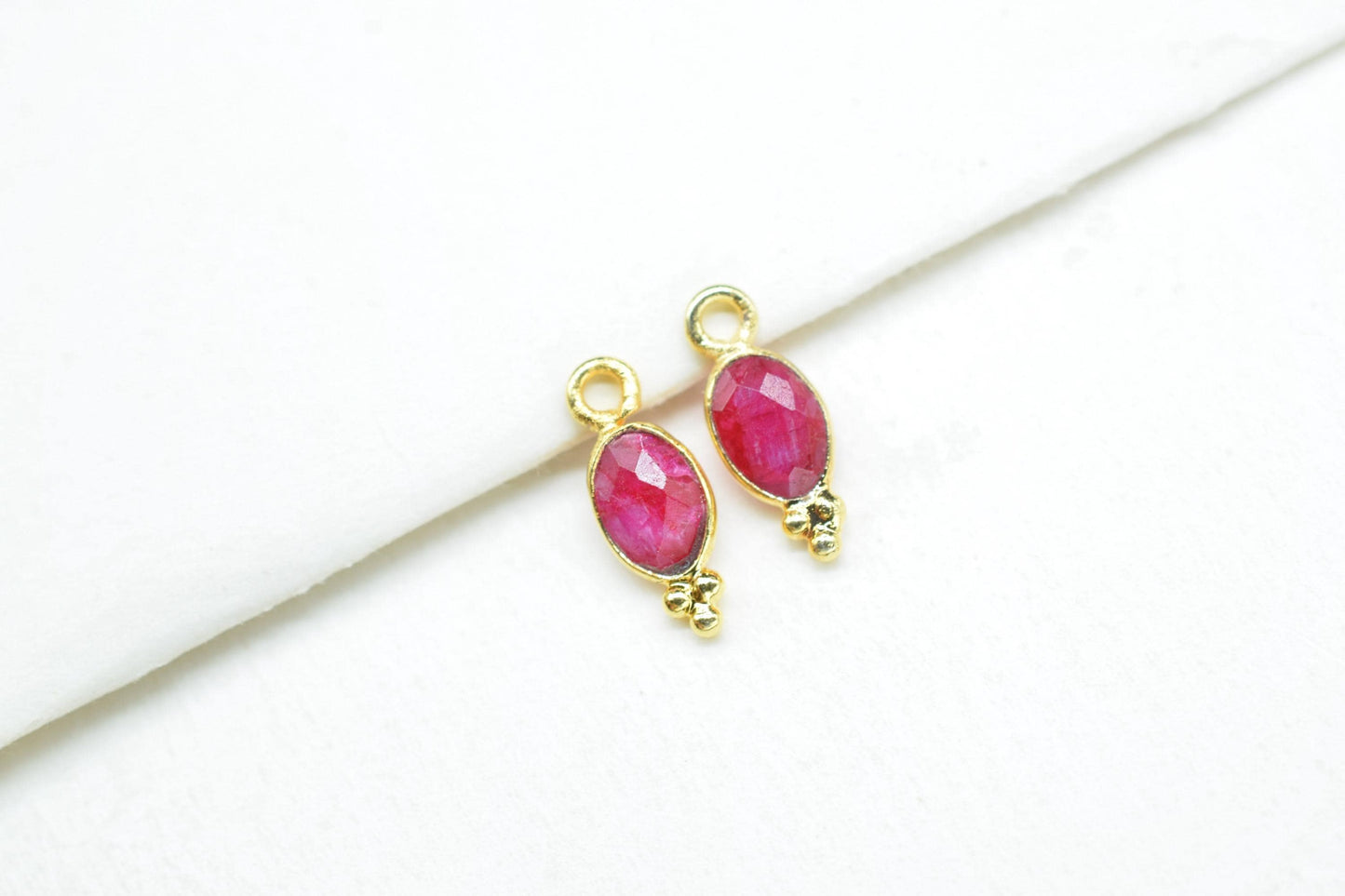 Natural Gemstone Ruby Charms Connector/Handmade Jewelry/Gold Plated Connector/Tiny Pendant/Ruby Pendant/oval Shape Connector/Gemstone Charms