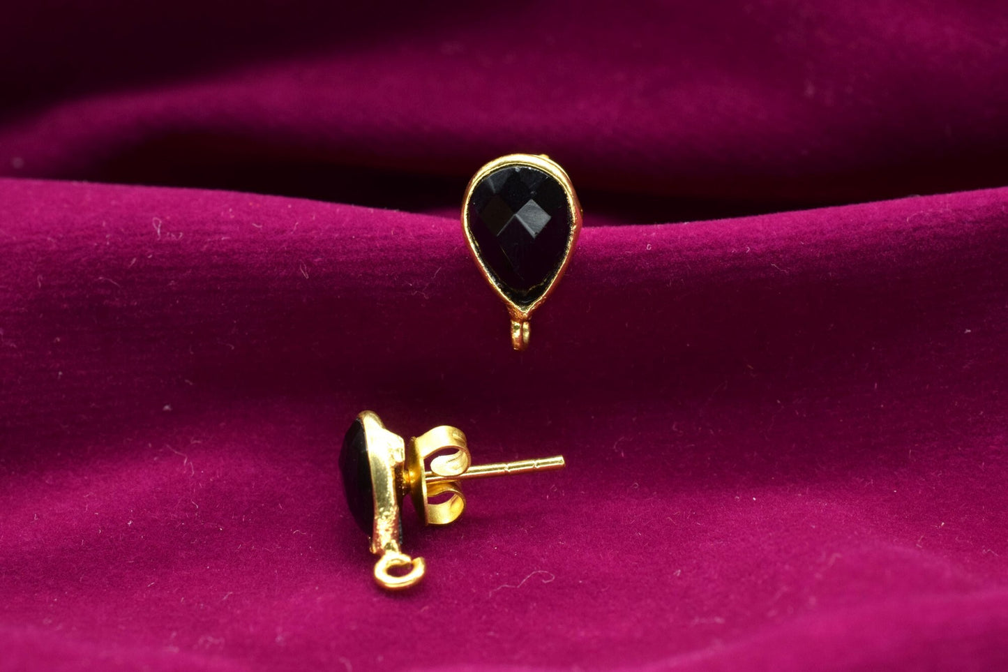 Black Onyx 7x10mm Teardrop shape Earring connector Stud post setting with loop open bail,Black Onyx Gold Plated Earring With Loop