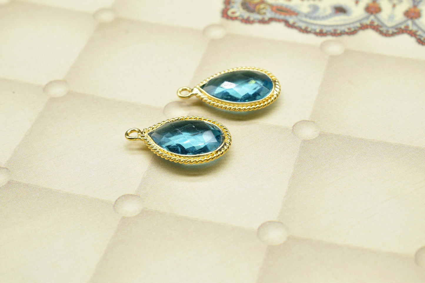 Sky Topaz Faceted Gemstone 10x14mm Pear Shape Pendant,Sky Topaz charms,Sky Topaz Gold Plating Pendant,Gemstone Faceted Bezels Jewelry,Gift