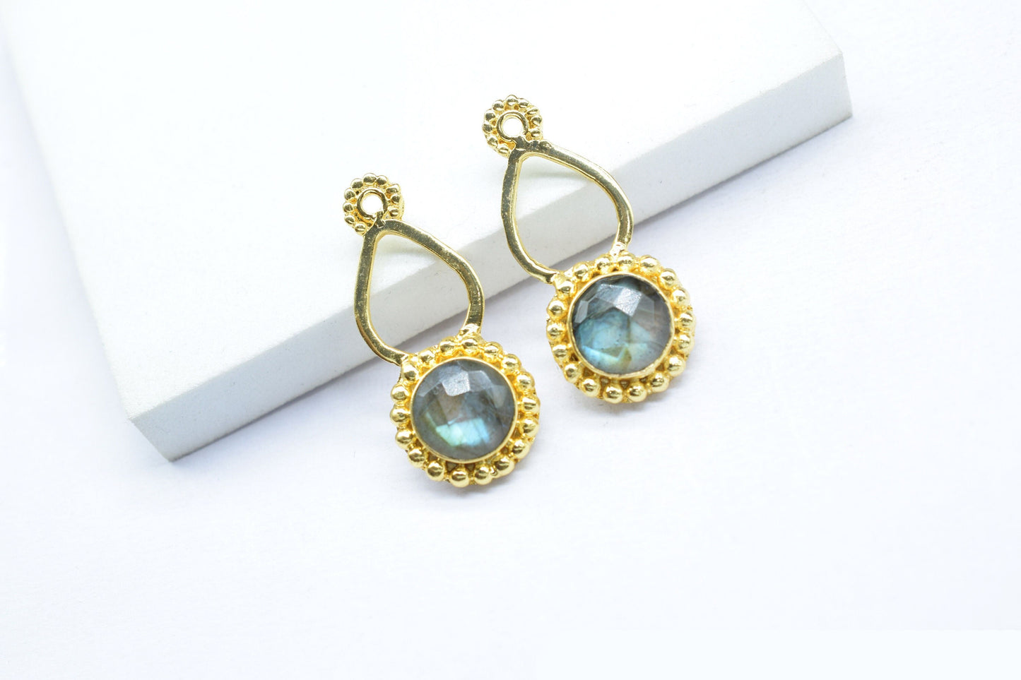 Labradorite Designer Pendant/Jewelry making Stone/Labradorite Pendant Charm/Handmade Jewelry Component/Round Shape Stone/Connector/Gift