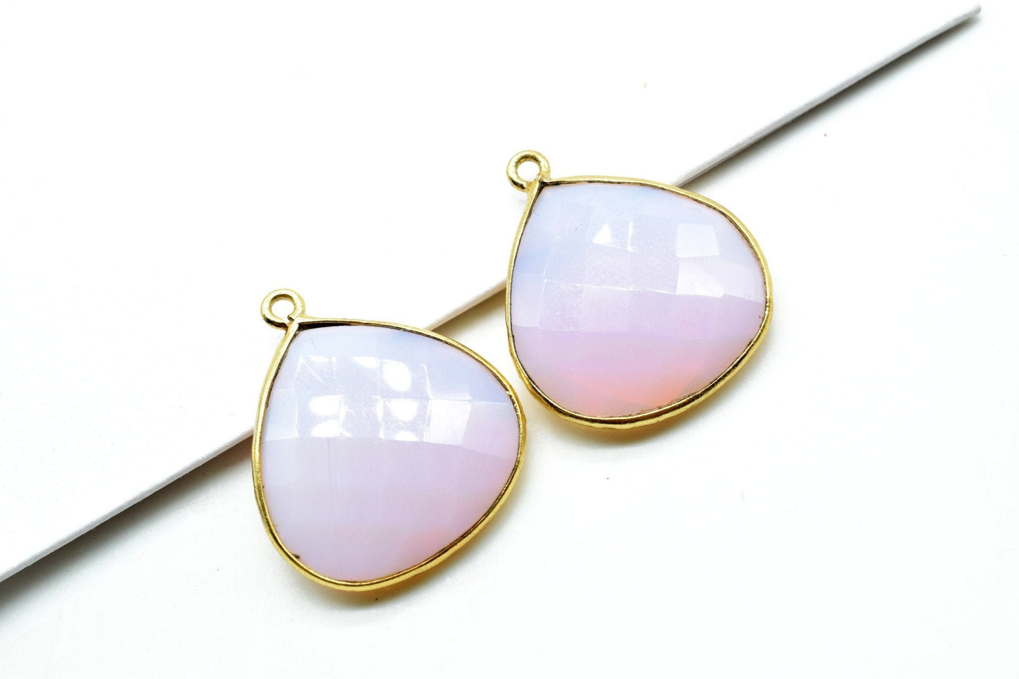 Pink Opal 20mm Heart Shape Charm,Pink Opal Pendant,heart Pendant,Faceted Pink Opal,Gemstone Charm,Gemstone Pendant,Pink Opal Charms & bezels