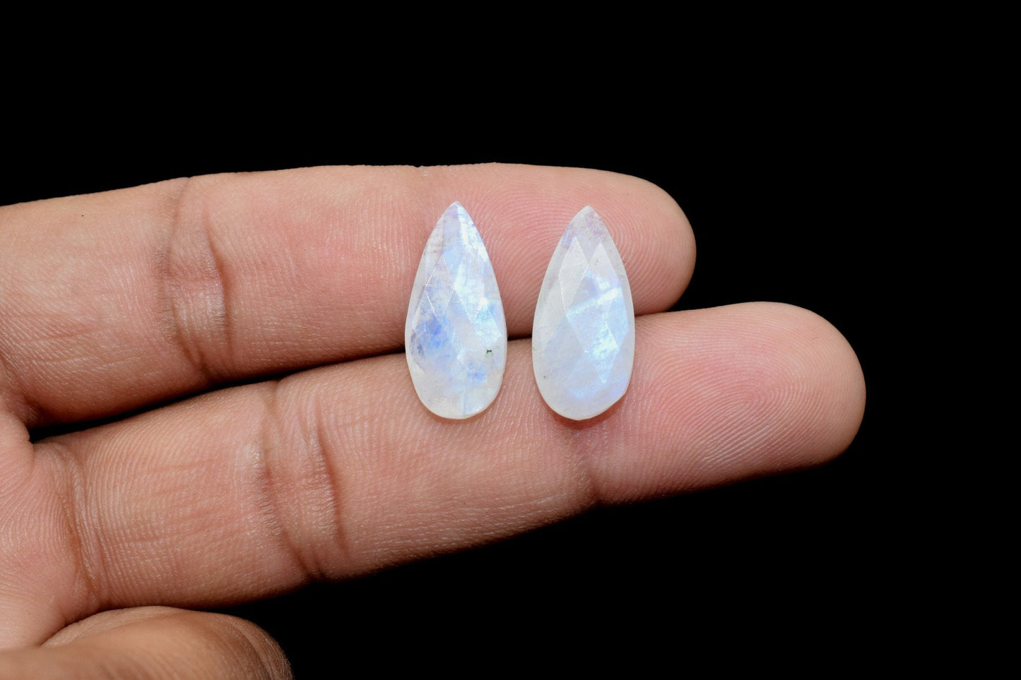 Rainbow Moonstone 8x20mm Faceted Pear Shape Briolettes,Moonstone Teardrop Beads,Calibrated Faceted Beads,pear Beads,Moonstone jewelryBeads