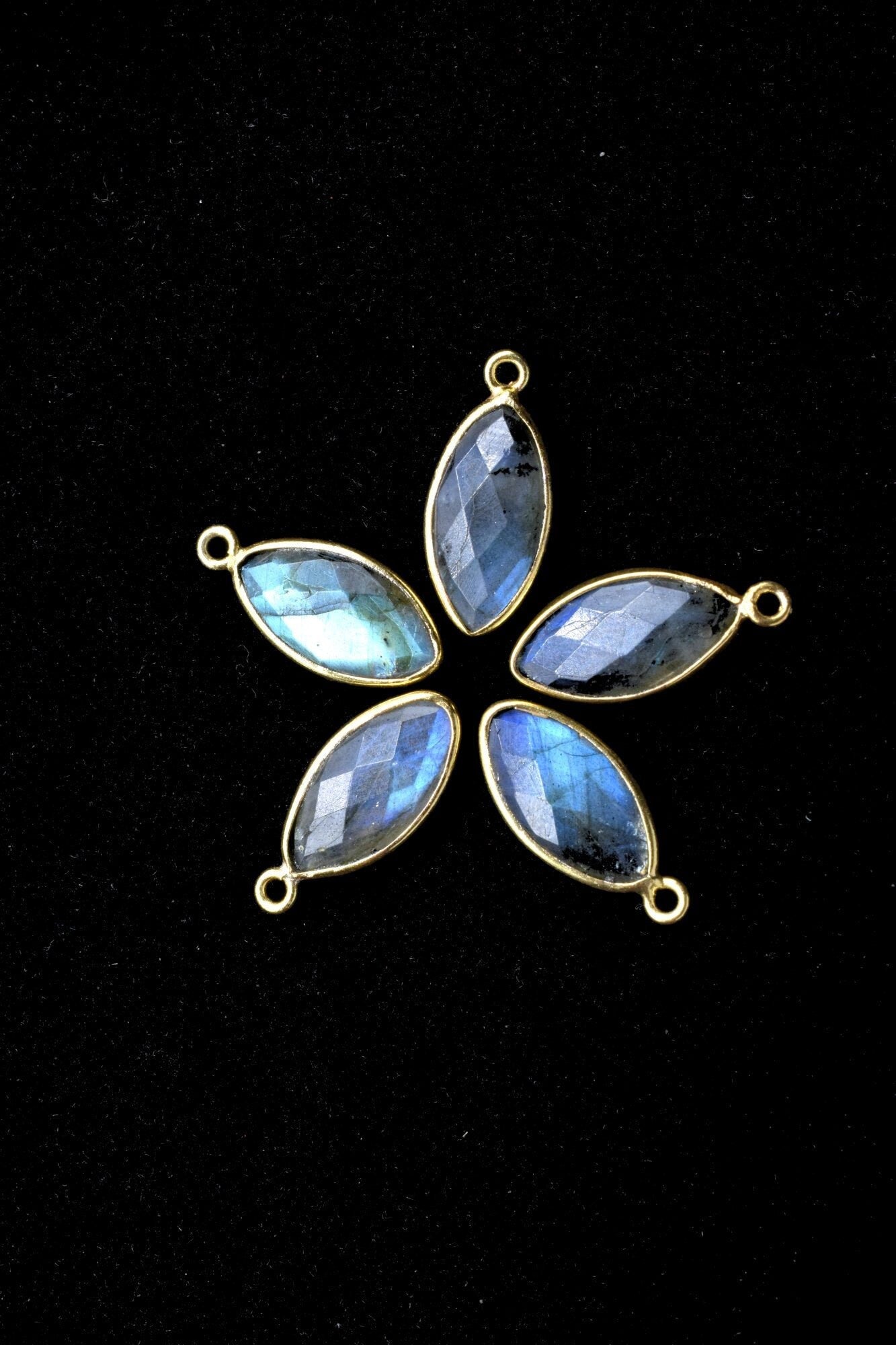 Labradorite 8x16mm marquise shape Single bail charm,Labradorite marquise Connector Pendant,Bezel Link Single Bail Connector,Labradorite