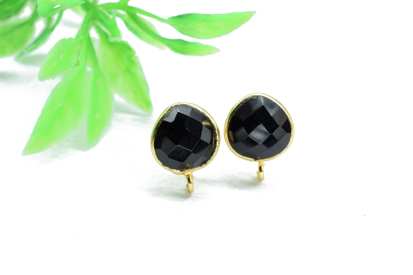 10mm Heart Shape Earring Connector,Black Gemstone Ear Post Studs,Black Onyx Earring Connectors,DIY Jewelry Making Supply,Gold Plated Studs
