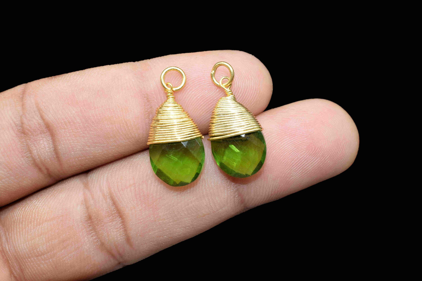 Peridot Teardrop Faceted Connector,Green Gemstone Wire Wrapped Pendant,Loop Connector,Pendant Jewelry,Wire Wrapped Necklace,Peridot Jewelry