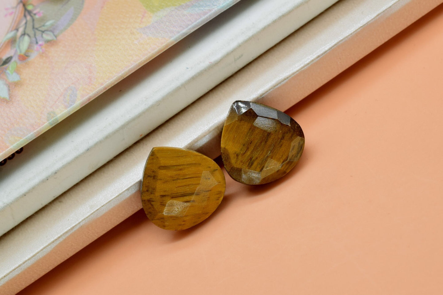 Tiger Eye Heart 14mm Shape Briolette, Natural Tiger Eye faceted Heart Shape Beads,Tiger Eye Beads Strand,Gemstone Beads,loose gemstone beads