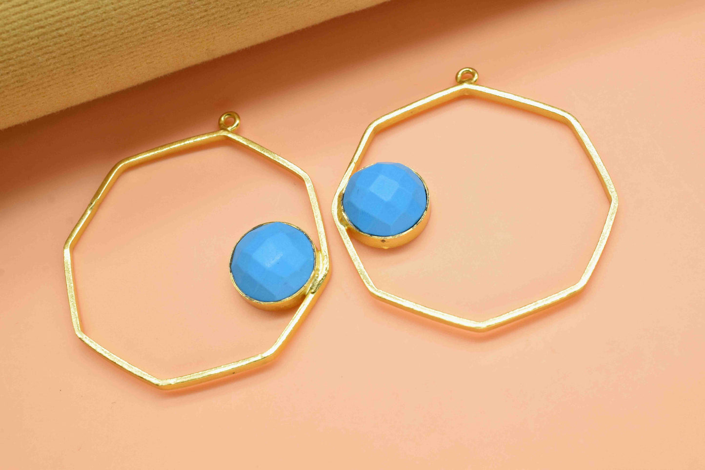 Copper Turquoise Gemstone 10mm Round Shape Pendant,Single Bail Pendant,Turquoise Pendant,Faceted Turquoise Gemstone,Finding Hexagon Jewelry