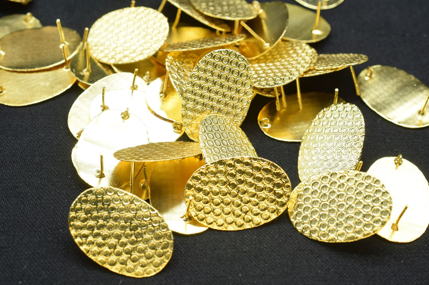 Gold plated Earring post Studs,20x30mm Oval shape Earring connector,Texture Brass Earring charms,Brass Earring connectors,Wedding Gifts,