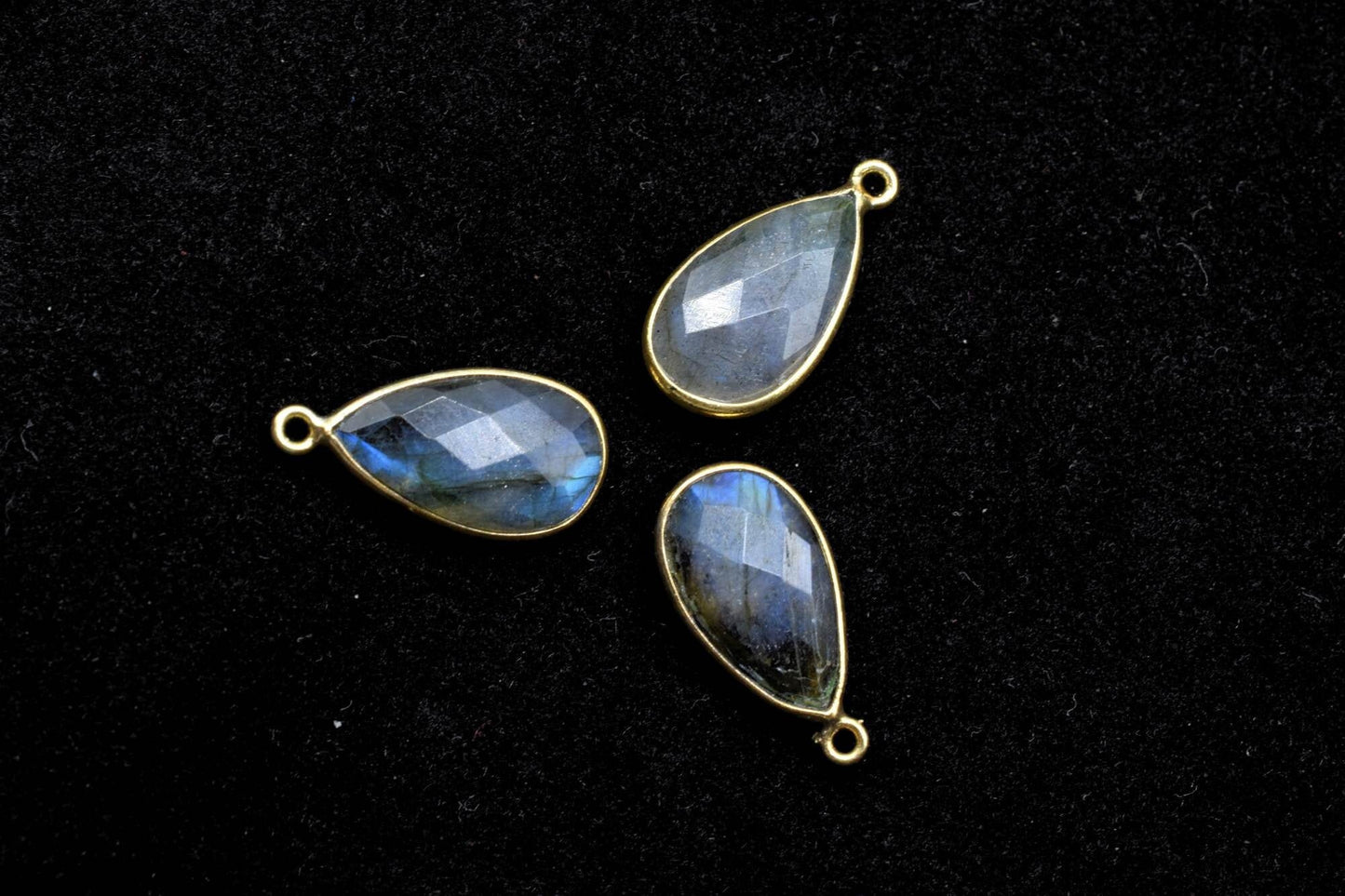 Labradorite 10x18mm Pear shape charm,Labradorite fancy pendant,Labradorite Gold Plated bezel,jewelry making charms craft,December Birthstone