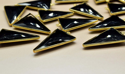 Black onyx 20x30mm Trillion Shape bezel,Black Onyx charms jewelry making craft,Black Onyx Single Bail pendant,Black Onyx Gold Plated bezel
