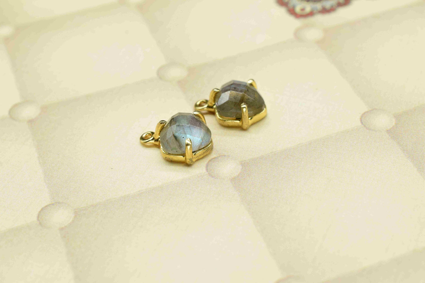 Labradorite Faceted 8mm Triangle Shape Pendant,Gemstone Handmade Bezel Link Connector,Charms For Labradorite Single bail connector Jewelry