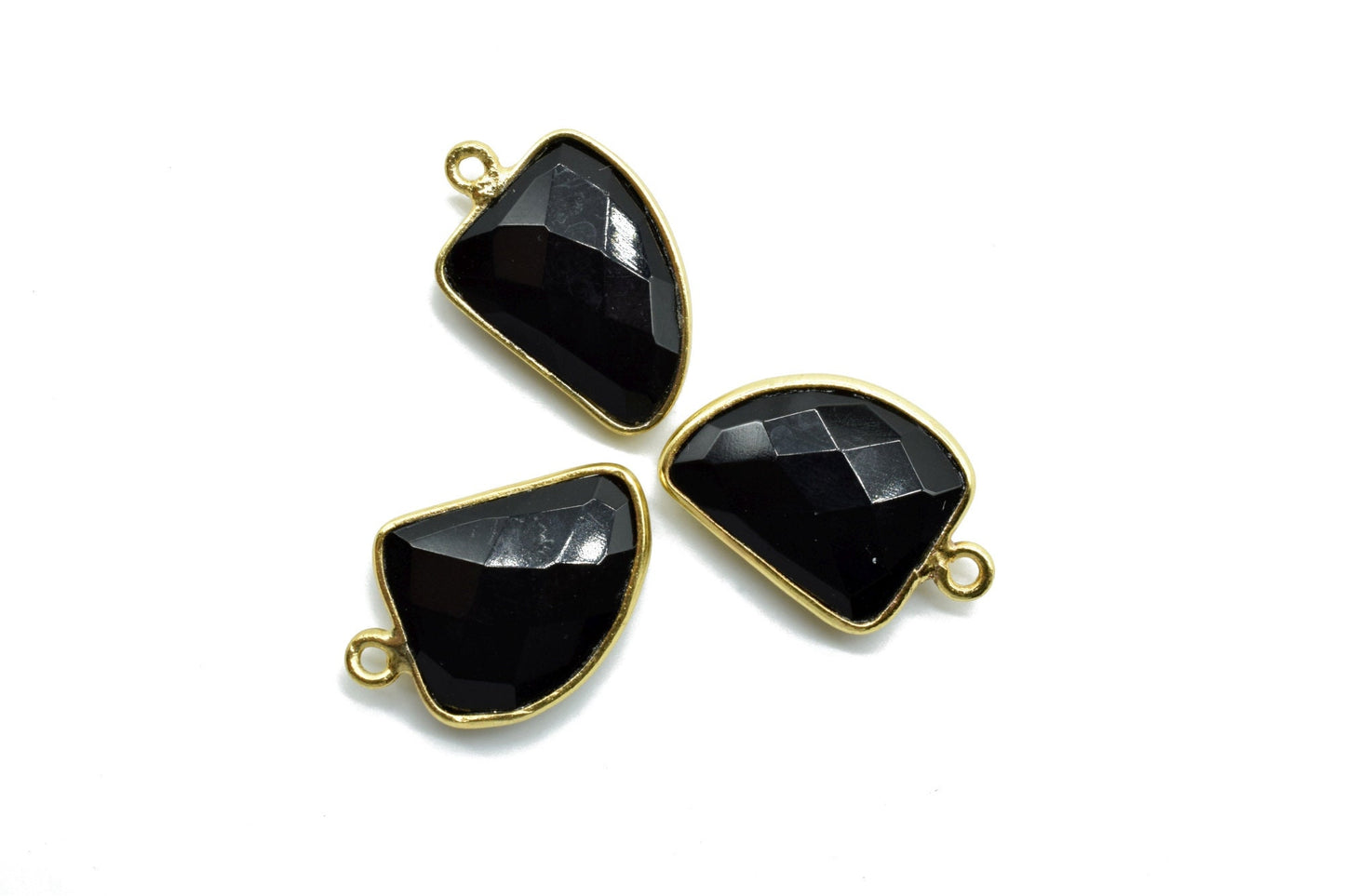 Black onyx 12x15mm Horn Shape Single bail connectors,Black onyx Pendant,Black onyx Horn Gold Plated bezel,jewelry making charm,black onyx