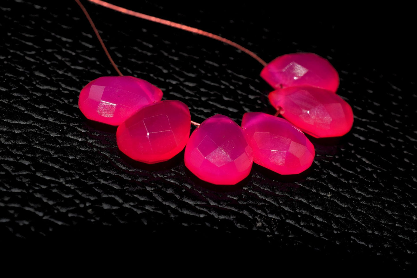 Fushia color Teardrop 7x10mm Briolettes,Pink chalcedony Side drilled Briolette,Handmade Briolette,Hot Pink Chalcedony Teardop briolettes