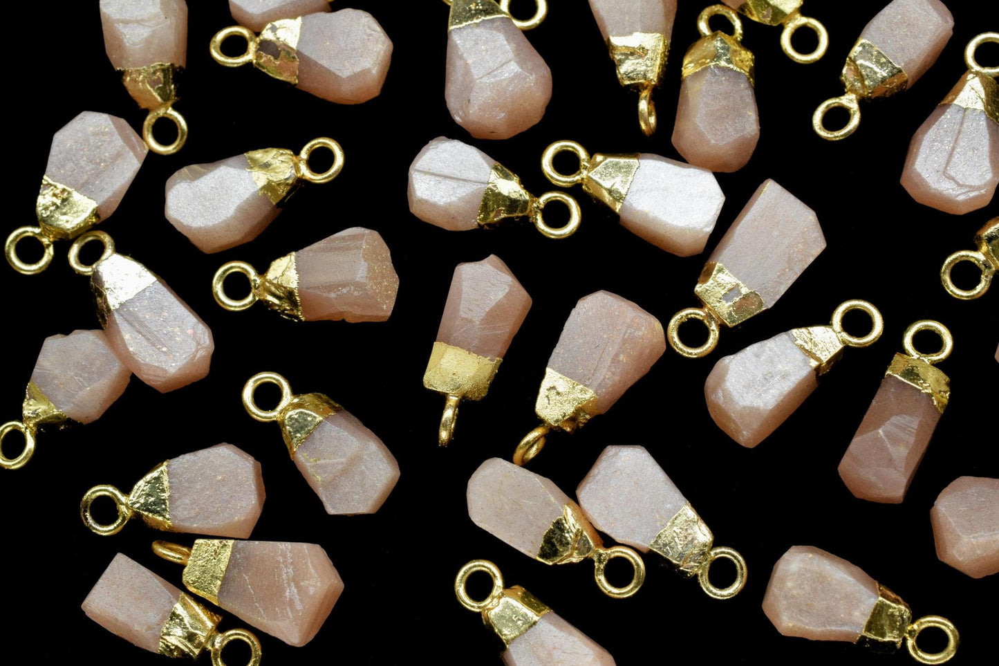 Peach Moonstone Raw Pendants,Gemstone Pendant, Moonstone Pendant Connectors Jewelry Necklace,Rough Electroplated Chams,Loose Stone Pendant