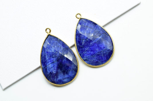 Blue Sapphire 20x30mm Pear shape Single bail connectors,Sapphire Gold plated bezel,Sapphire Briolettes,Sapphire Connector,Sapphire earrings