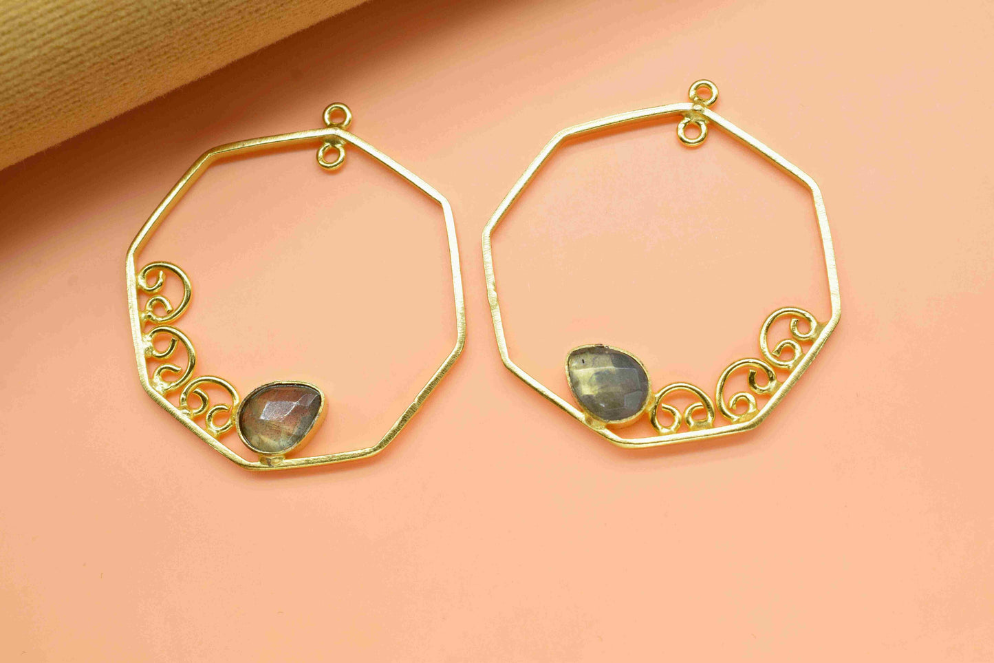 Labradorite 6x8mm Teardrop Gemstone Pendant,Finding Hexagon Shape Single Bail Charm,Finding Gold Plated Connectors,Labradorite Earring,Gift