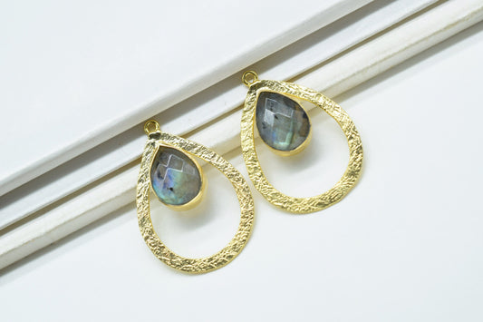 Labradorite Gemstone Pendant/Pear Shape Pendant/Bezel Pendant/Jewelry making Stone/Gold Plated Jewelry/Connector Jewelry/Handmade/Gift