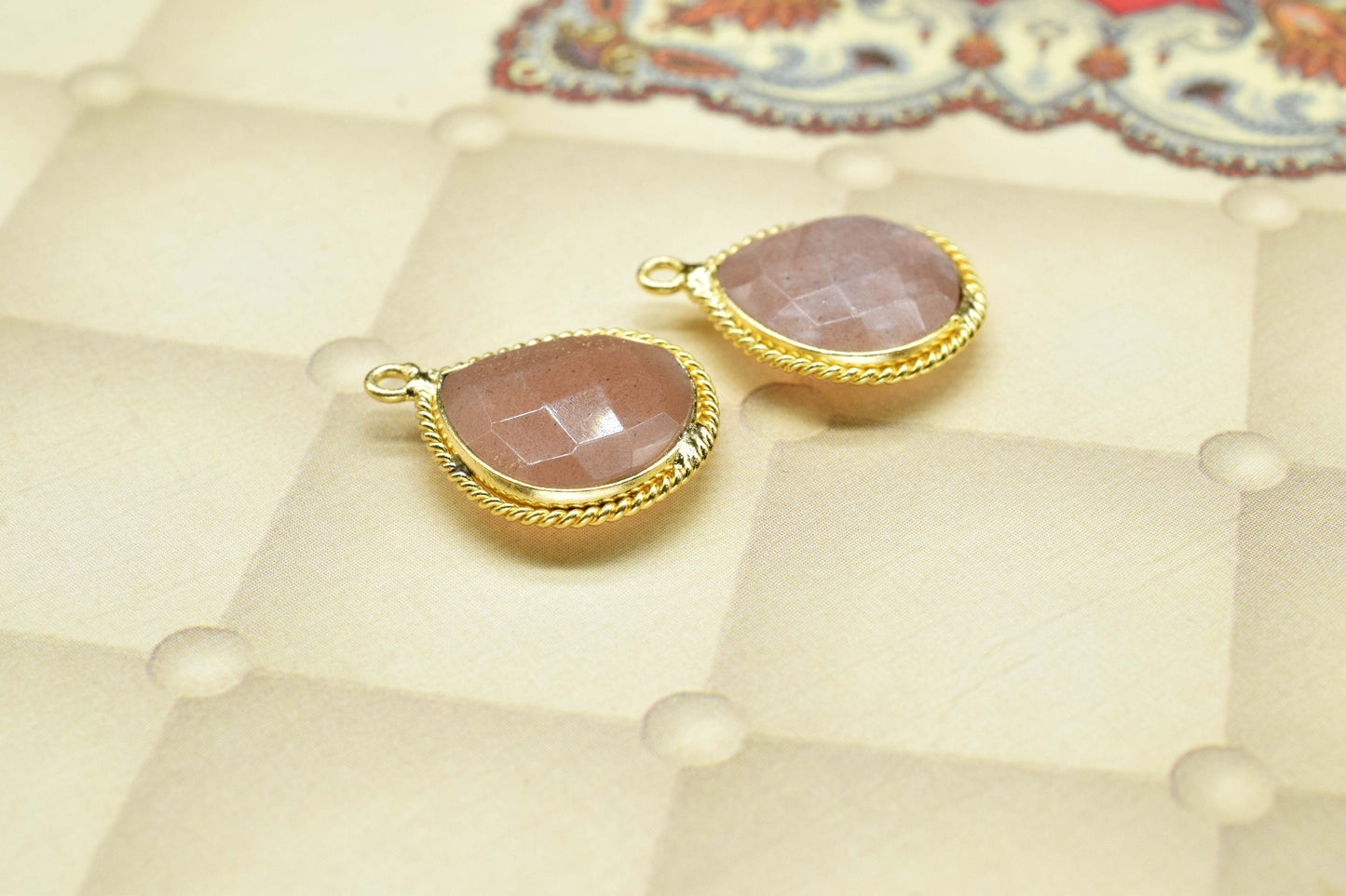 Peach Moonstone Faceted 14mm heart shape Pendant,peach moonstone single bail Jewelry making,Moonstone Charm Pendant,Gemstone Bezels Charms