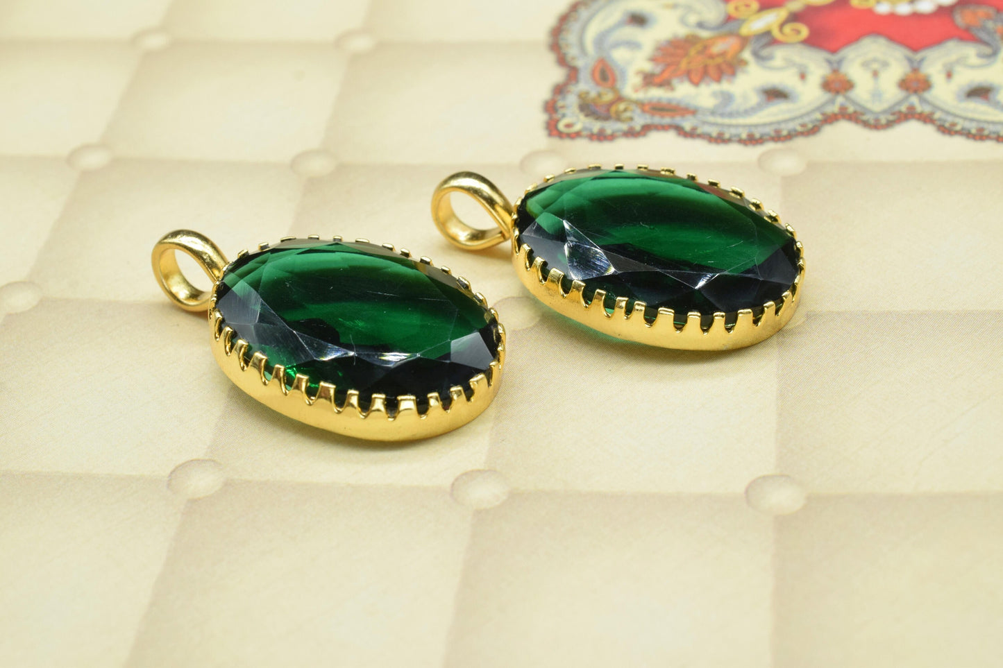Emerald Quartz Pendant Charms,Statement Pendants,Loop Pendants,Prong Pendant Jewelry,Gemstone faceted Pendants,Handmade Brass Pendant,Gift