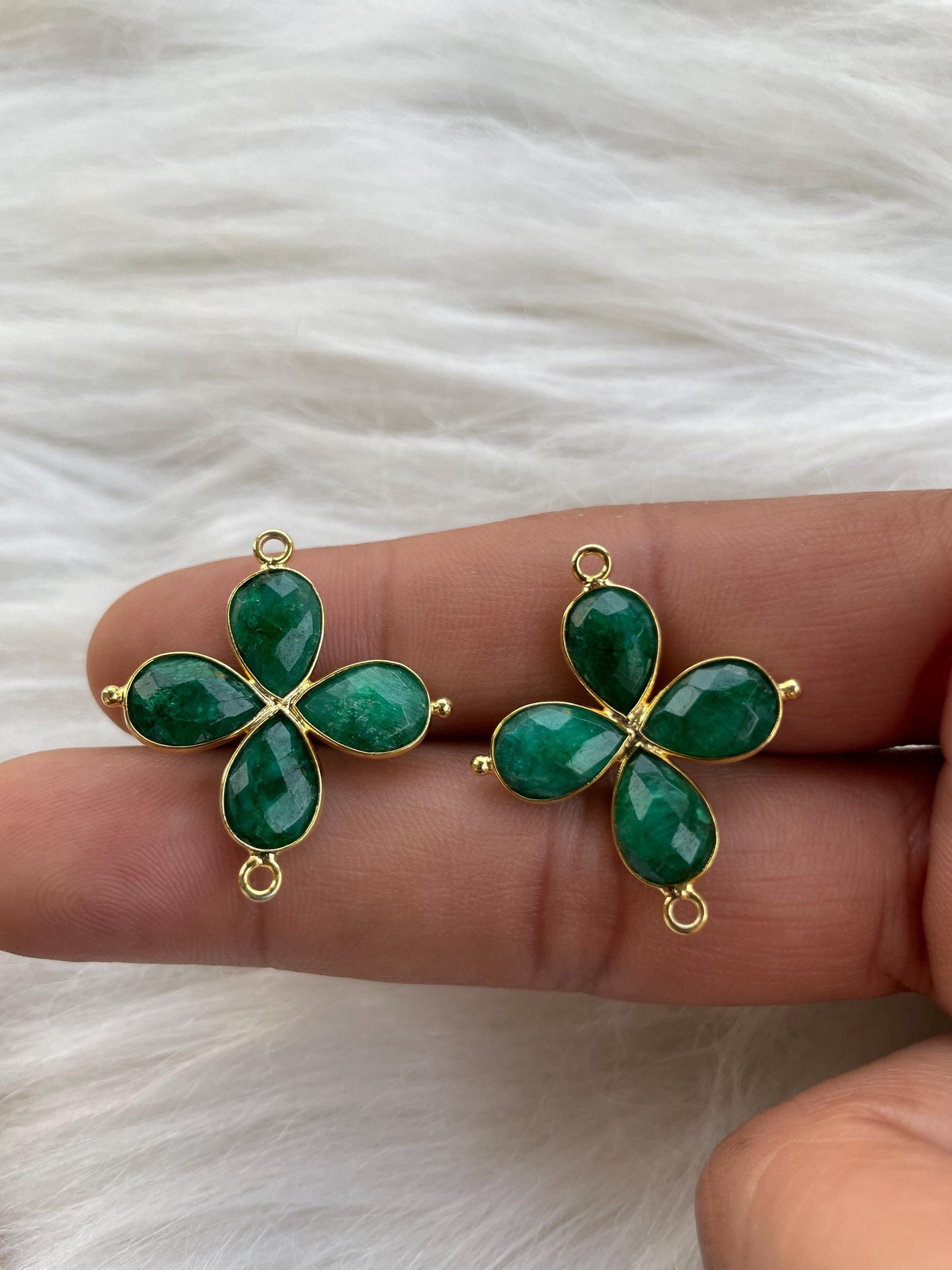 Emerald Teardrop Pendant,jewelry Component,Emerald Teardrop Bezel connector,Emerald Bracelet Charms,Double Bail connectors,B'Gifts,P122