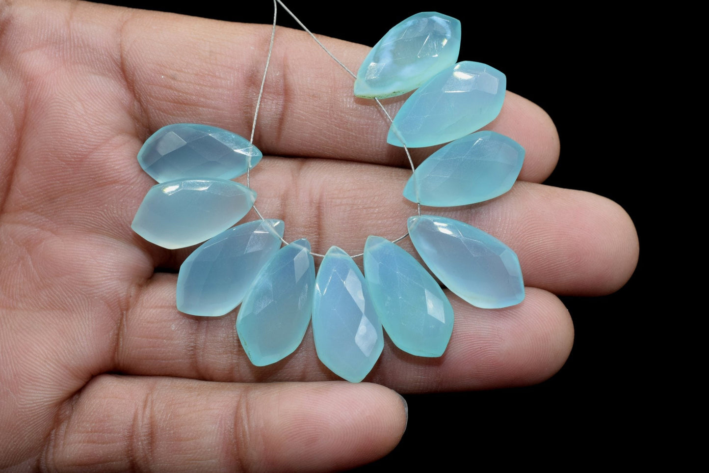 Peru Chalcedony 10x20mm Tie Shape Briolettes,Peru Chalcedony Pear Shape Beads,fancy shape Briolette,Peru chalcedony beads,jewelry Beads
