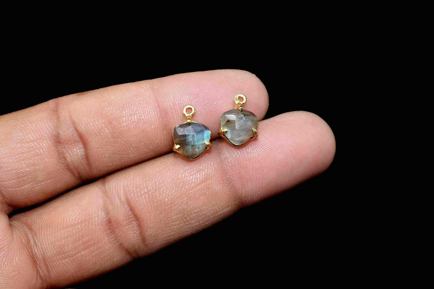 Labradorite Faceted 8mm Triangle Shape Pendant,Gemstone Handmade Bezel Link Connector,Charms For Labradorite Single bail connector Jewelry