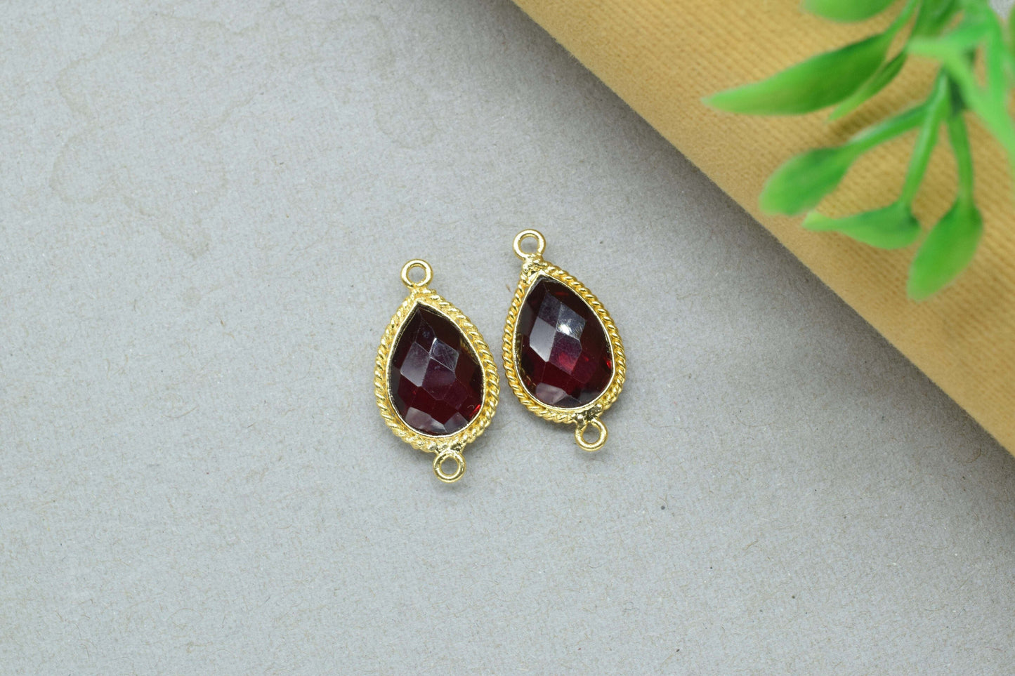 Garnet 10x14 Teardrop Bezel Connector,tation Bezel Link,Garnet Teardop jewelry making,Gemstone double bail Charms,Handmade Teardrop Pendant